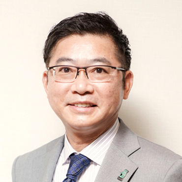 德 洋一の顔写真